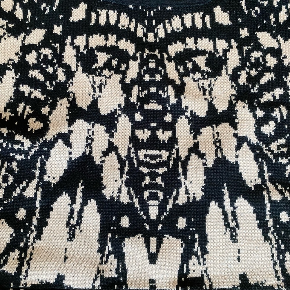 Patterned crop top - Picture 3 of 4